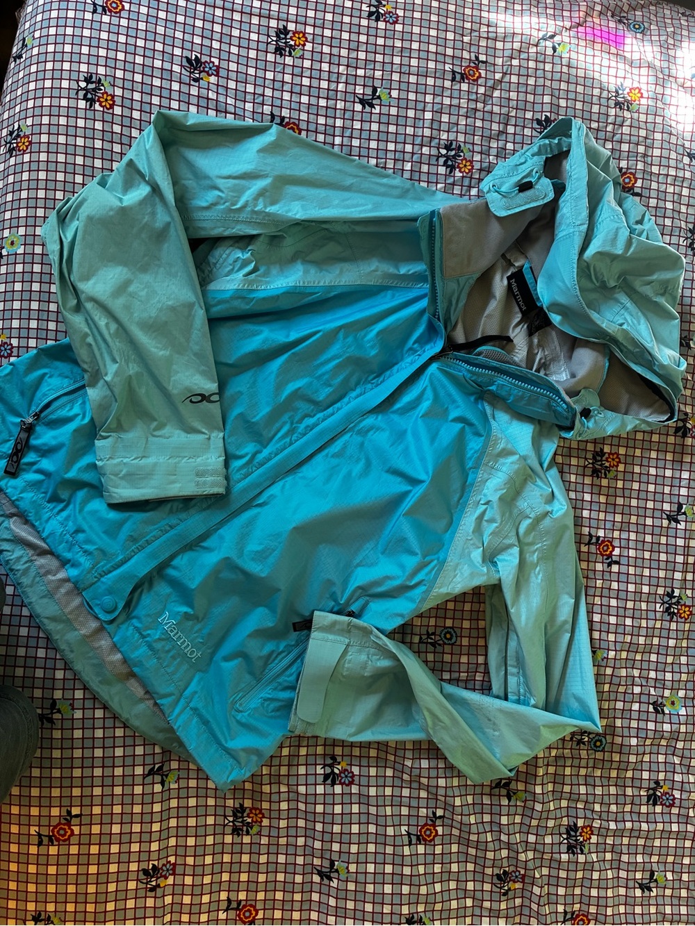 Marmot Women's Aqua Teal Waterproof Hooded Ski Jacket
